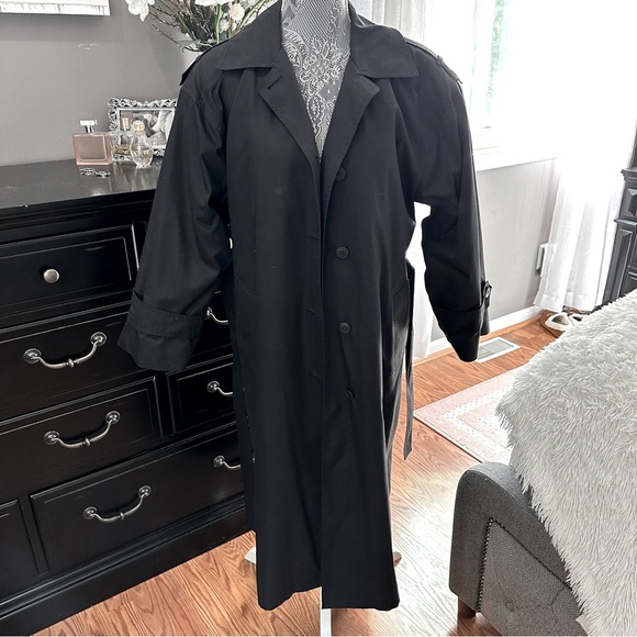 Vintage London Fog Black Trench Coat with Plaid Lining Belted Size 14 Petite - Picture 2 of 15
